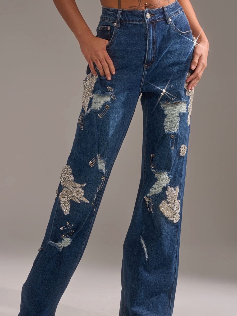 NWT AKIRA Embellished and pin Distressed Wide-Leg Jeans - Dark Blue size 2ax